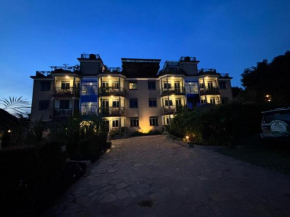 Kitiko Residence Safari Hotel